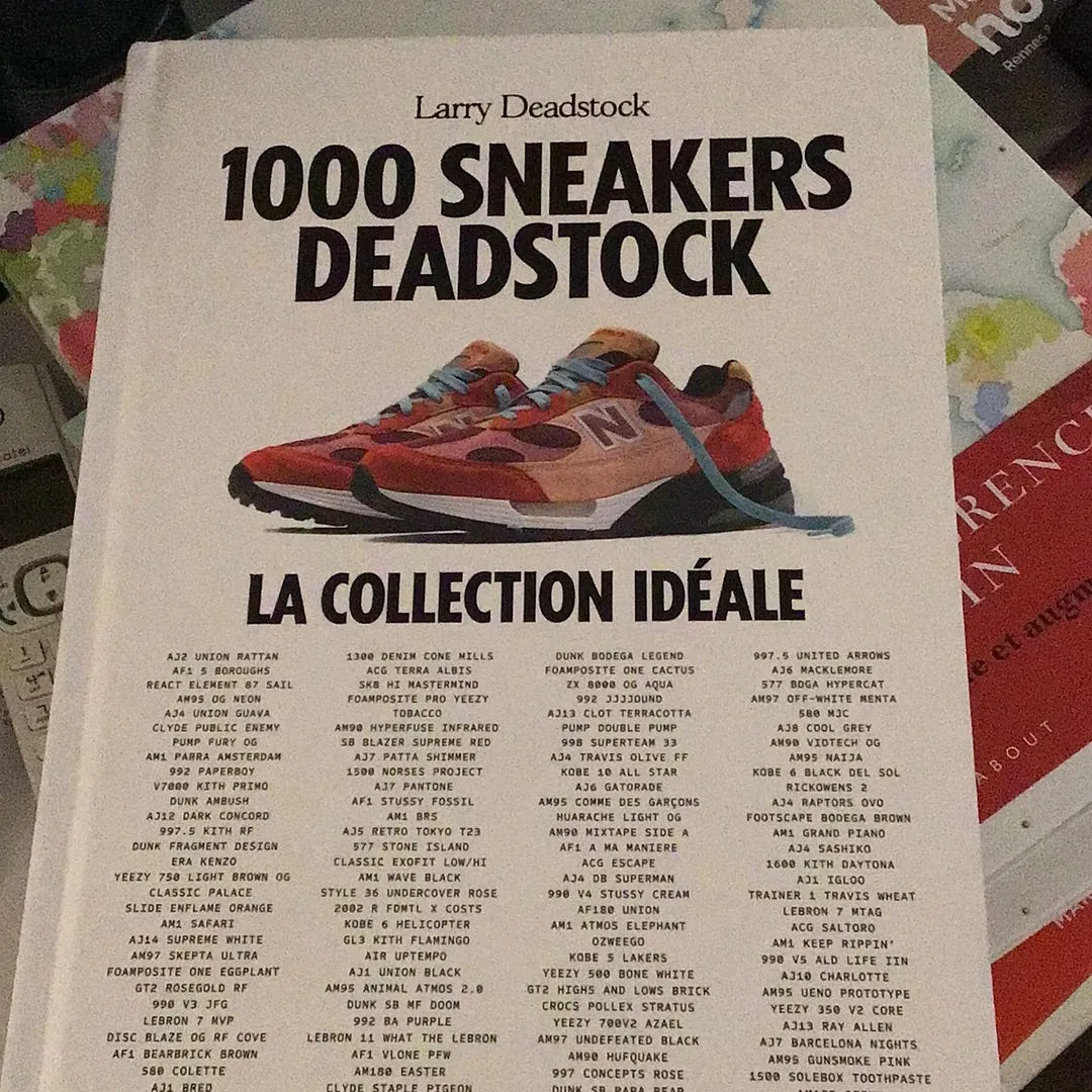 1000 Sneakers DeadStock