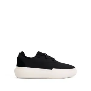 Ajatu Court Low Sneaker in Black/White