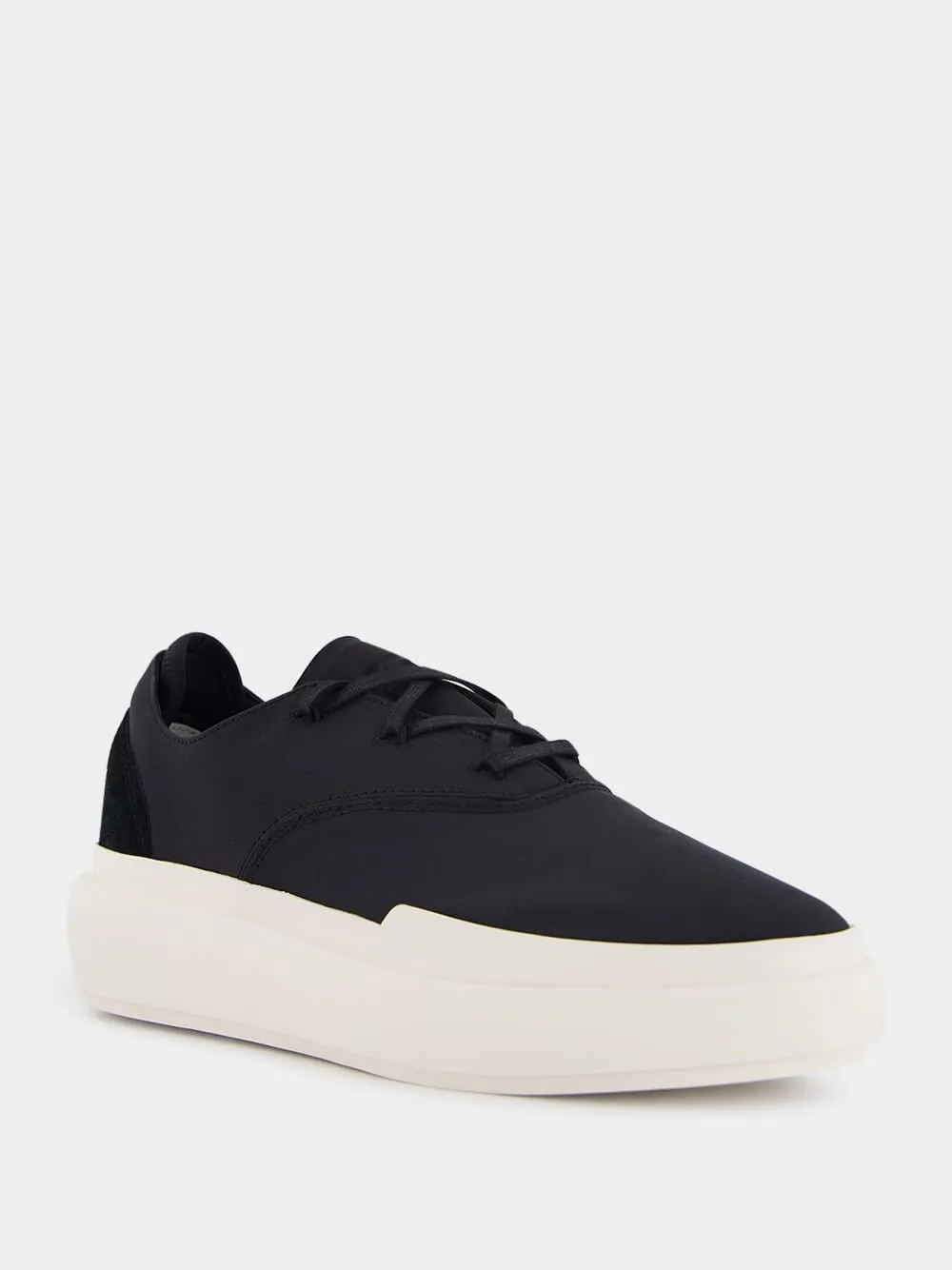 Ajatu Court Low-Top Sneakers