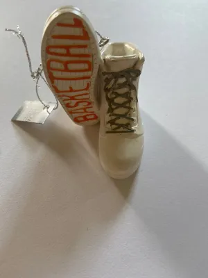 BASKETBALL SHOES ORNAMENT