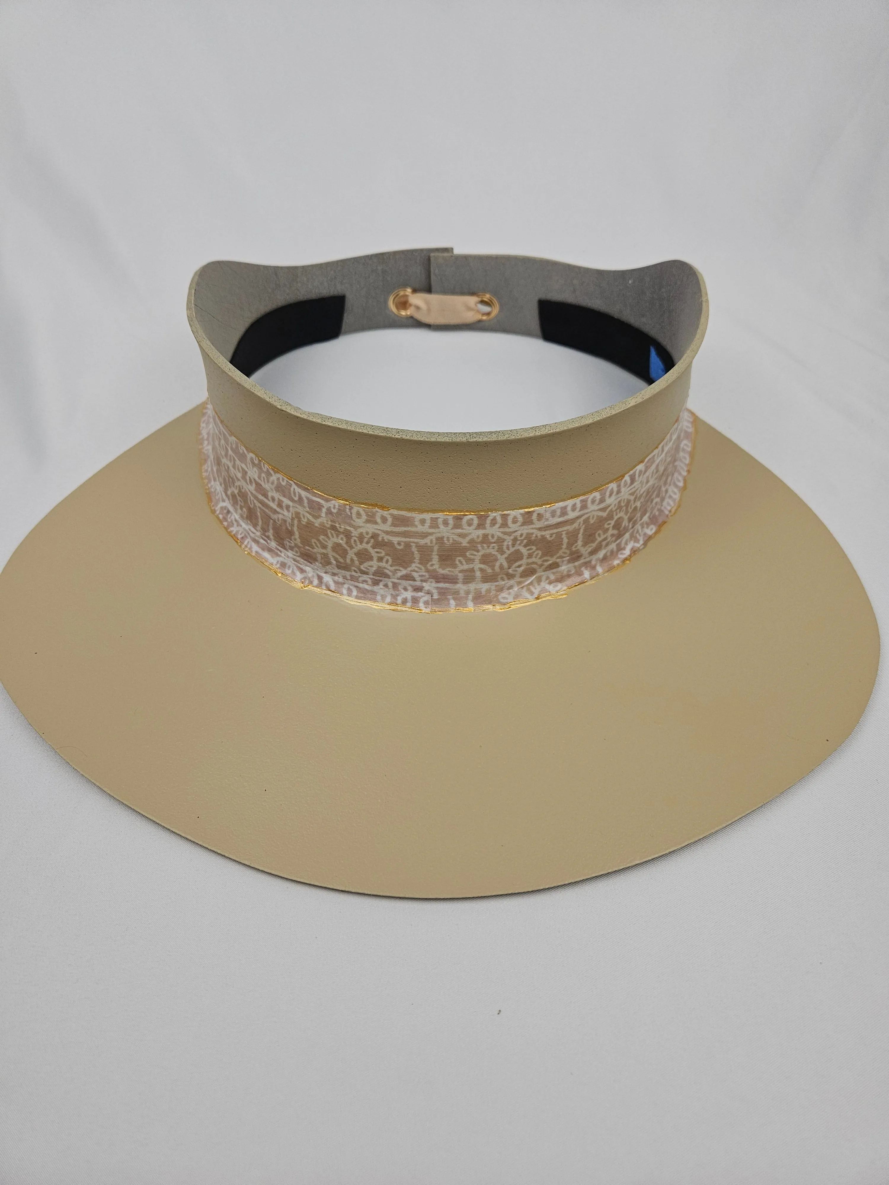 Beige "LadyEVA" Visor Hat with Graphic Line Band