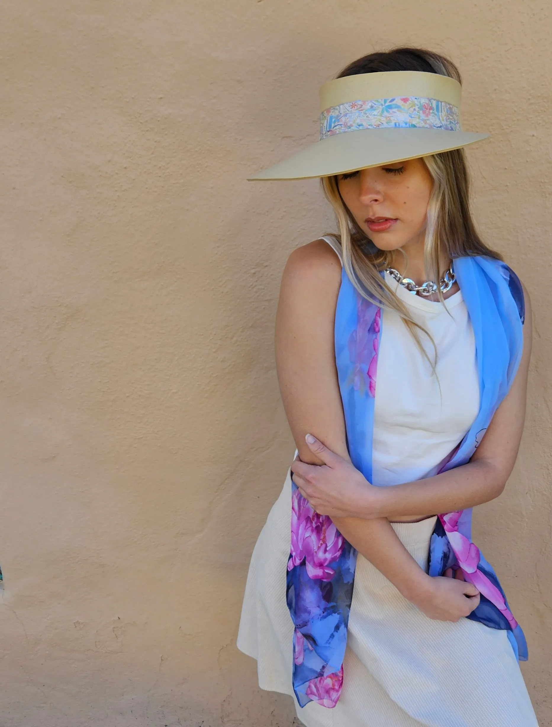 Beige "LadyEVA" Visor Hat with Pastel Multicolor Floral Band