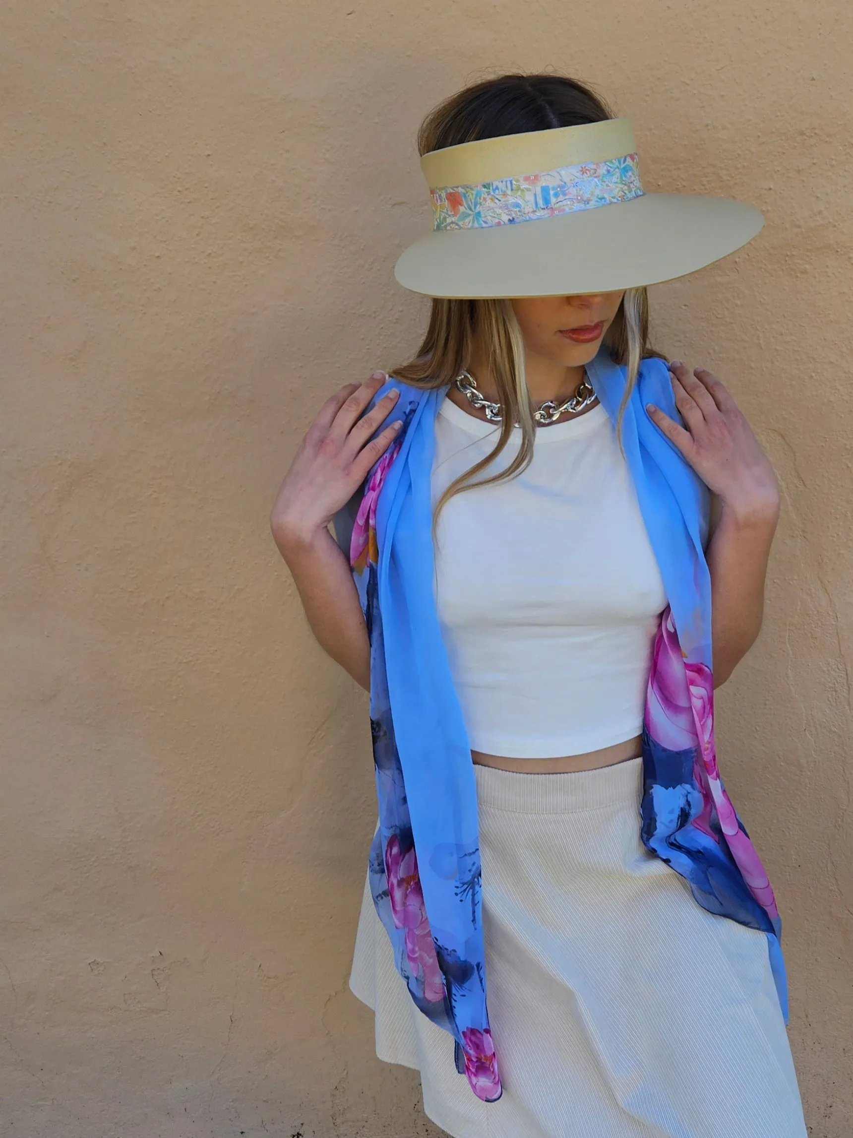 Beige "LadyEVA" Visor Hat with Pastel Multicolor Floral Band