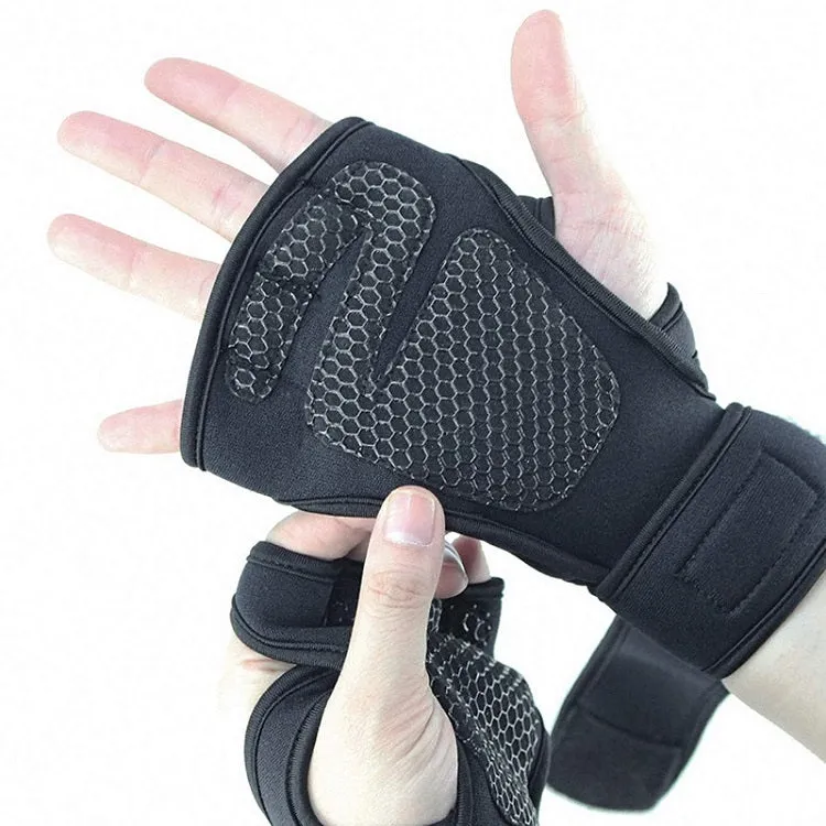 Half-Finger Sports Gloves Non-Slip Silicone Fitness Equipment Gloves Sports Compression Wristbands, Specification: S（Black）