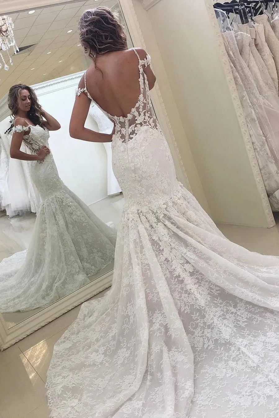 Lace Appliques Backless Wedding Dresses Sleeveless Mermaid Bridal Gown OW687