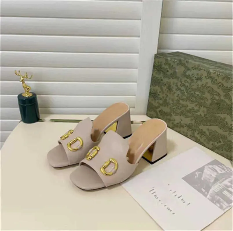 New Designer Women Sandal Platform Slipper Mule Sexy Summer Heightening Heel Height Thick Slippers Slides Flip Flops Womens Beach Outdoor Sandals