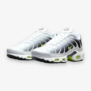 Nike Air Max Plus white volt black DM0032-103