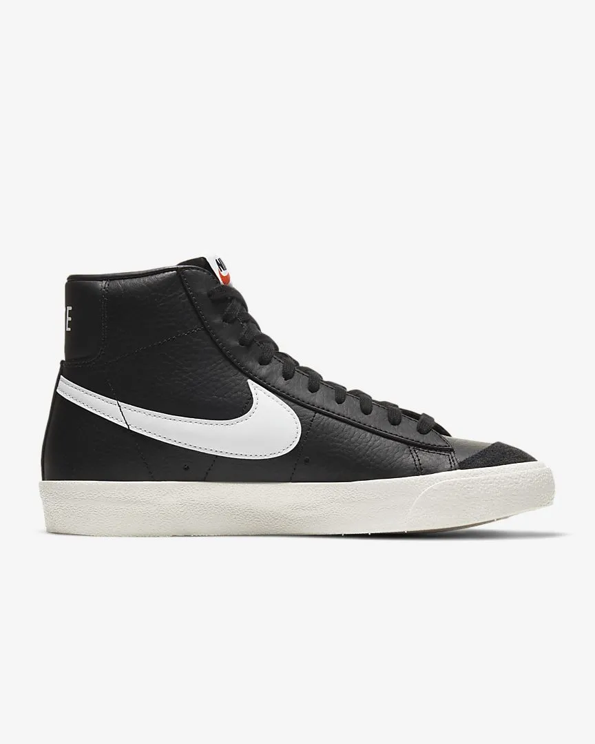 Nike Blazer Mid '77 Vintage Black White Sail BQ6806-002