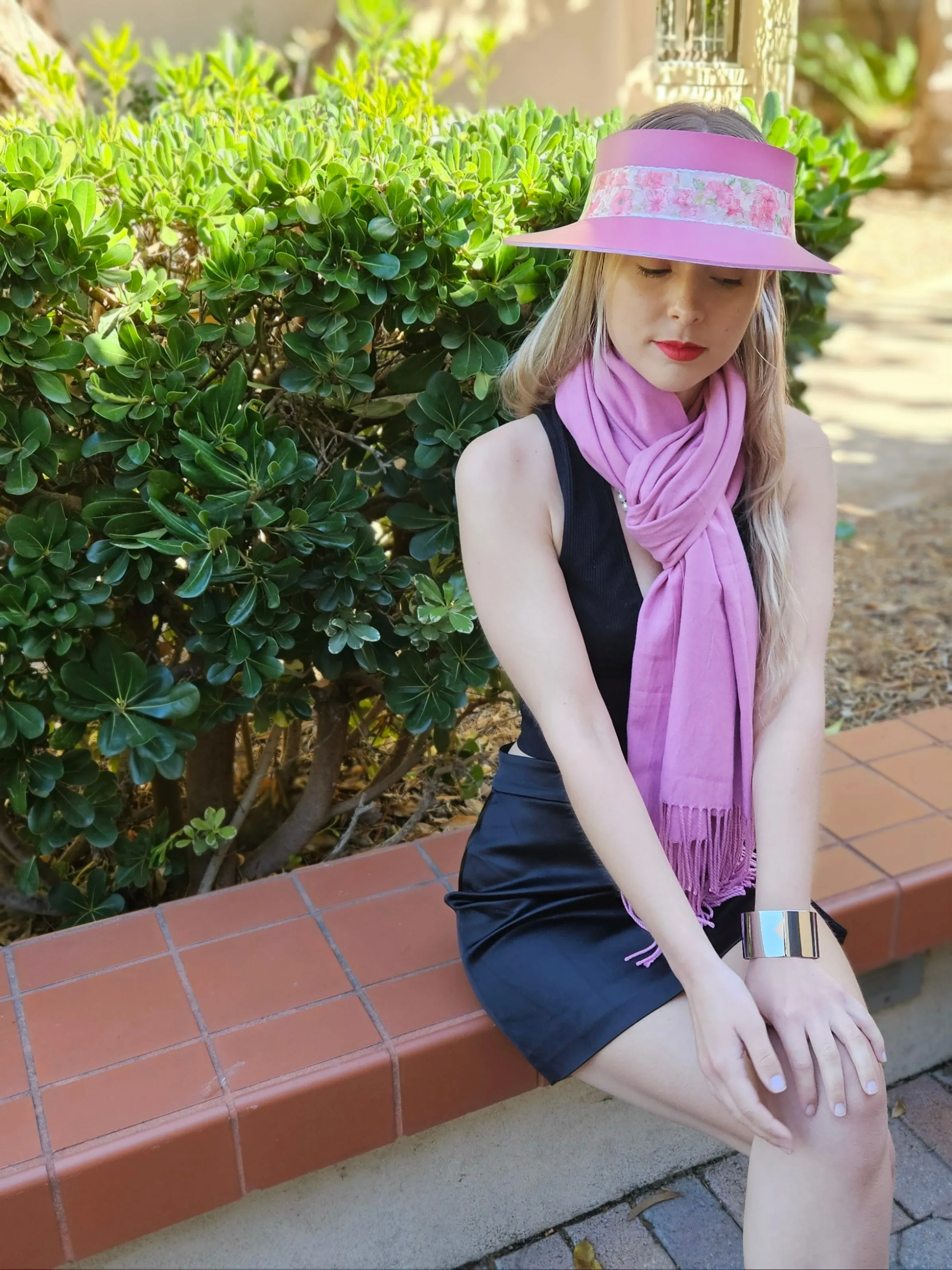 Pink "LadyEVA" Visor Hat with Bright Pink Floral Band