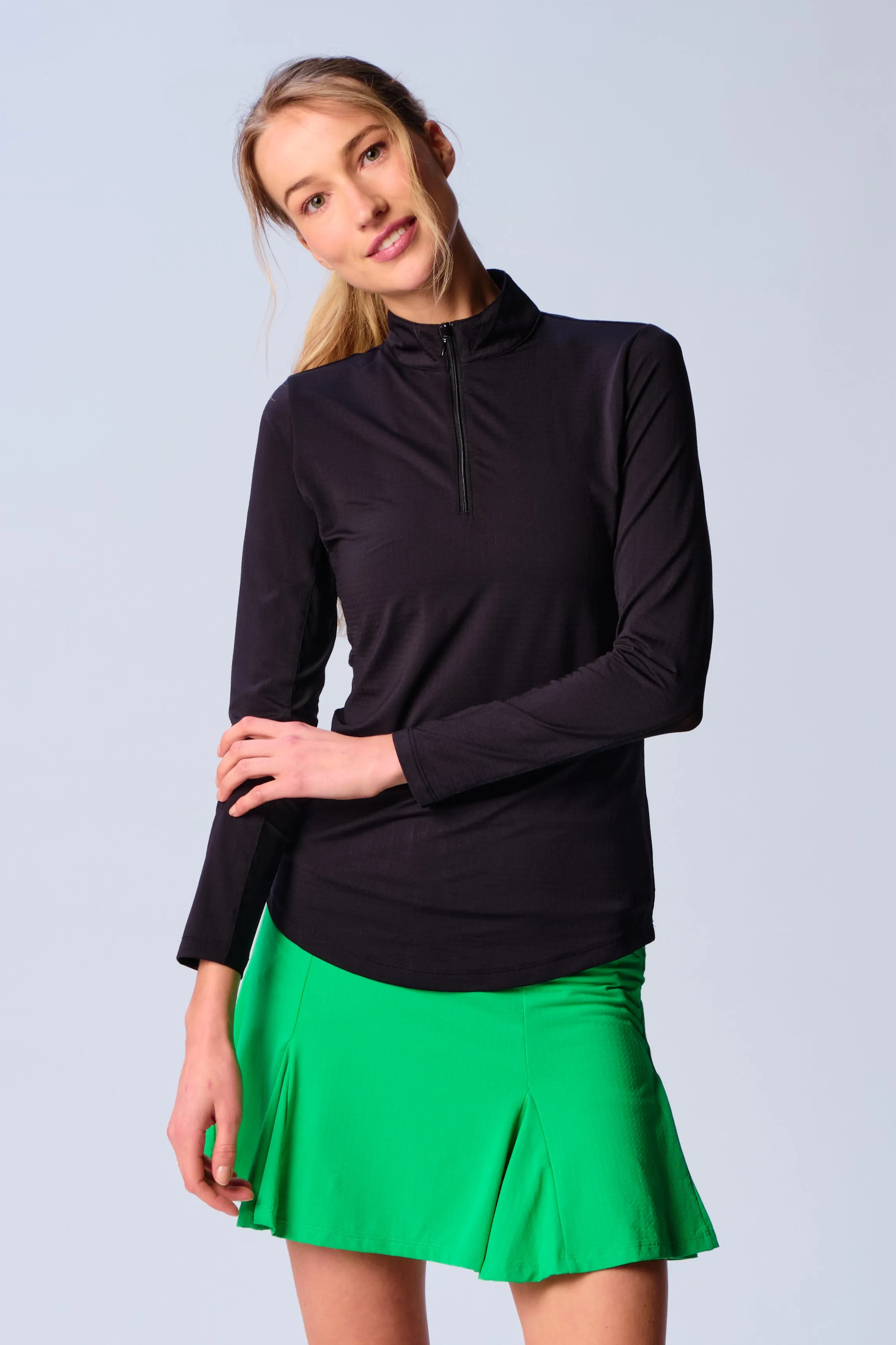 Quarter Zip Sun Protection Top In Black