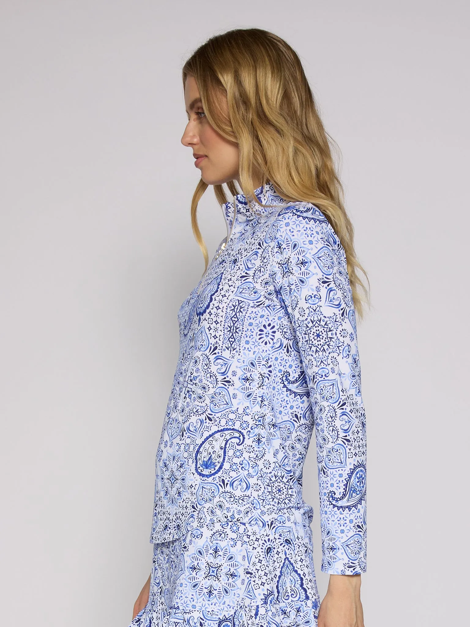 Quarter Zip Sun Protection Top In Blue Paisley