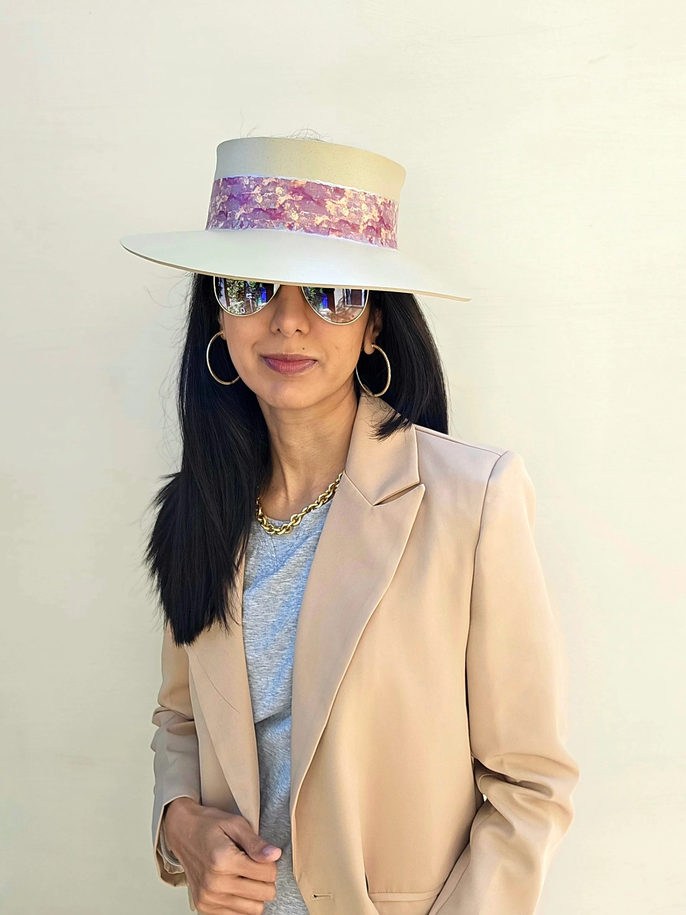 Tall Beige "LadyEVA" Visor Hat with Marbled Magenta, Purple, Pink Band