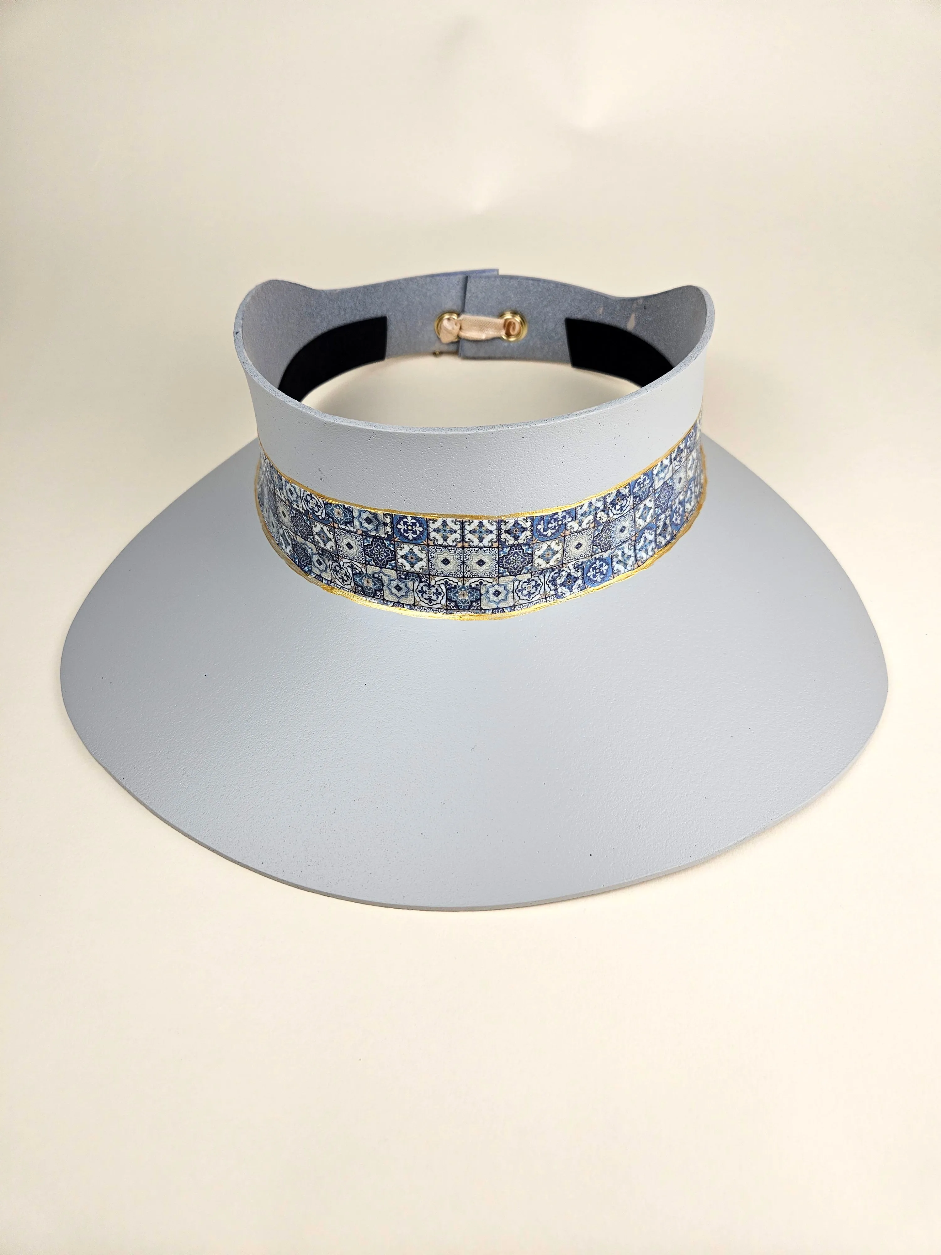 Tall Gray "LadyEVA" Visor Hat with Blue Geometric Tile Band