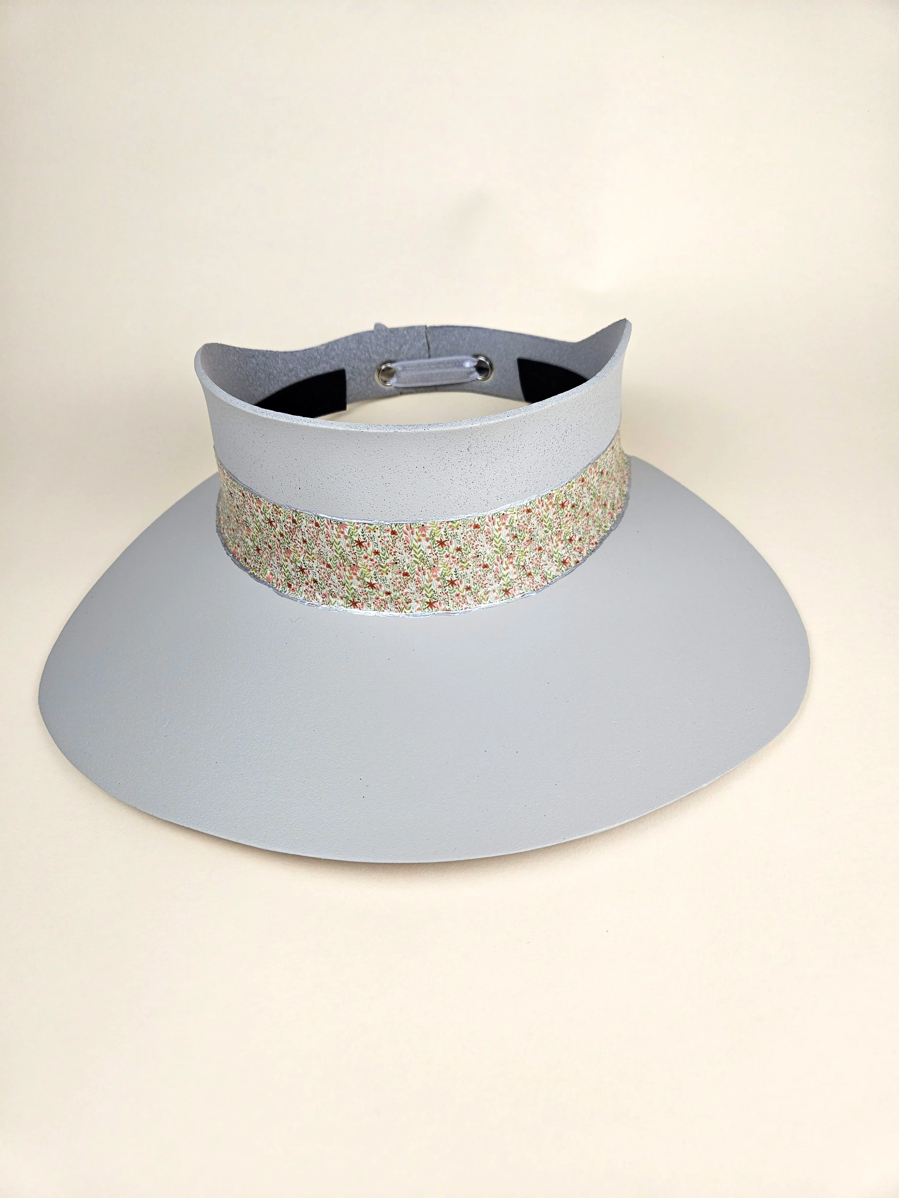 Tall Gray "LadyEVA" Visor Hat with Multicolor Floral Band